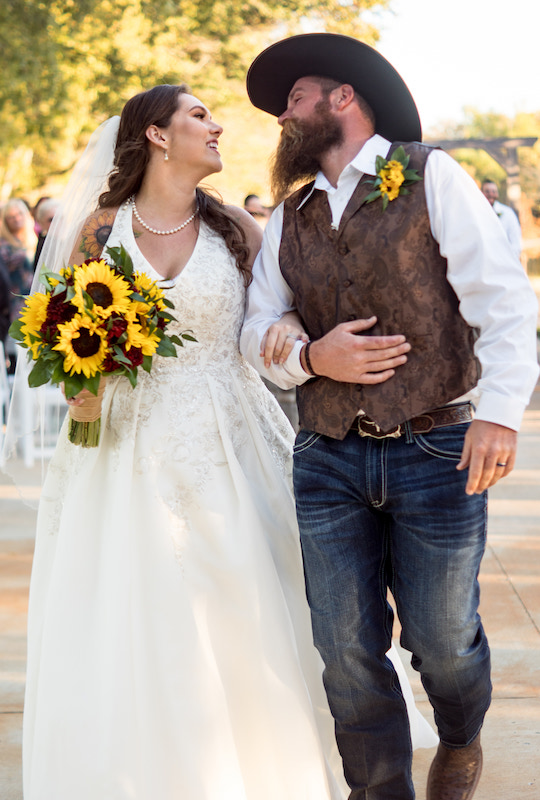 Meghan & Scott's Real Wedding at the Silver Spur Resort 