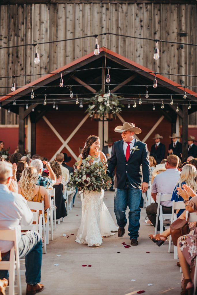 Outdoor ceremony at the Silver Spur Resort