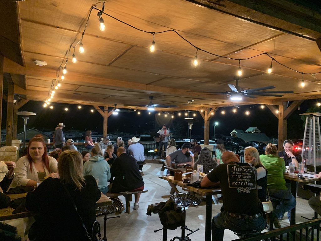 live music on the Q & Brew patio